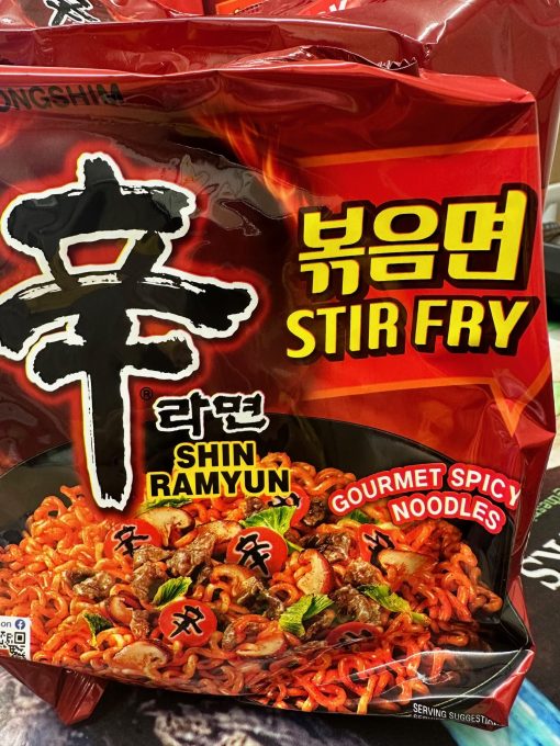 Nongshim Shin Ramyun Stir Fry Gourmet Spicy Noodles 131g